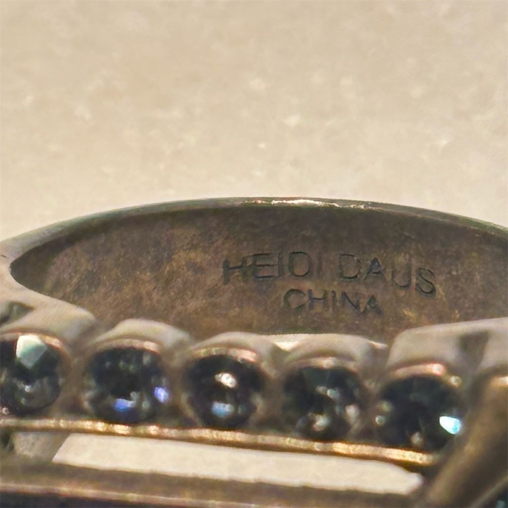 Heidi Daus Ring Size 10 Purple Crystal Square Art Deco Statement - Picture 7 of 16